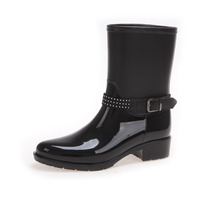 Femmes moyennes PVC bottes de pluie imperméable adulte personnaliser Pvc Chelsea chaussures de pluie dames bottines fabricant d'usine mode