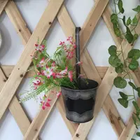 गढ़ा लोहे के फूल बर्तन दीवार फांसी टोकरी देहाती ContainerCreative उपहार बगीचे की आपूर्ति