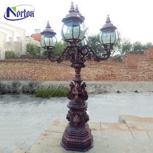 Venta al por mayor de farolas baratas de hierro fundido de 5 luces decoración de aluminio de alta calidad para jardín impresión personalizada para regalos - Product Image 3