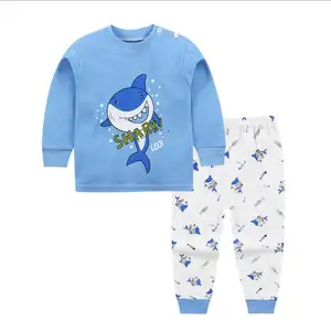 Одежда для маленьких мальчиков, весна-осень 2017, футболки с длинным рукавом и штаны с мультяшным рисунком для отдыха и новорожденных, одежда для маленьких девочек, детские костюмы