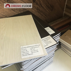 <span class=keywords><strong>Suelo</strong></span> <span class=keywords><strong>laminado</strong></span> de vinilo <span class=keywords><strong>Pvc</strong></span> impermeable de plástico - Product Image 4
