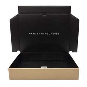<span class=keywords><strong>Vuelos</strong></span> de almacenamiento de lujo eco amigable logotipo impreso de papel plegable Rosa personalizado caja de correo caja de regalo de cartón aislado caja de envío - Product Image 2
