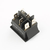 Interrupteur électronique 16A 250V 6 broches, interrupteurs à bascule momentanés DPDT pour l'alimentation des appareils électroménagers