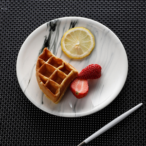 <span class=keywords><strong>Assiette</strong></span> Ronde en Céramique Blanche Effet <span class=keywords><strong>Marbre</strong></span> pour Hôtel, Restaurant de Luxe, Élégante, Personnalisable, Peinte à la Main, Écologique - Product Image 5