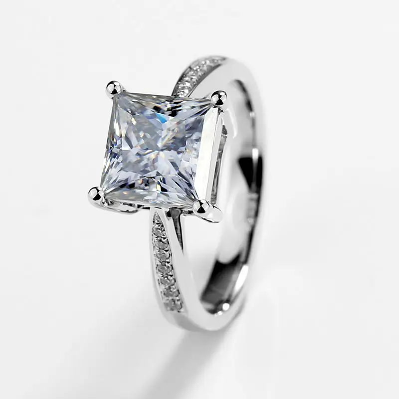 Princess Cut Moissanite Au 750 Cincin Pernikahan, Set Cincin Emas untuk Pasangan