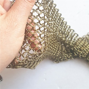 Tela de <span class=keywords><strong>malla</strong></span> de tejido liso de fábrica china, <span class=keywords><strong>malla</strong></span> de anillo con capacidad de soldadura y flexión de Color negro para pantallas de aislamiento - Product Image 5