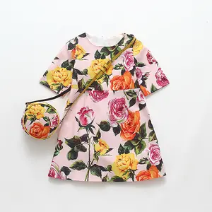 Ivy10371A 여름 2019 키즈 로즈 프린트 복장 유럽 스타일 아기 소녀 패션 라인 드레스