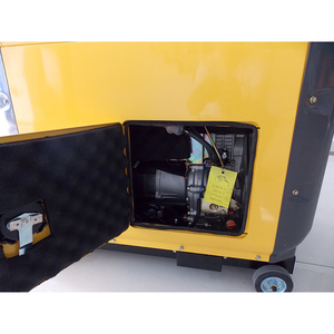 En stock Générateur diesel super silencieux triphasé 6000 watts 6 kva 6 <span class=keywords><strong>kw</strong></span> - Product Image 4