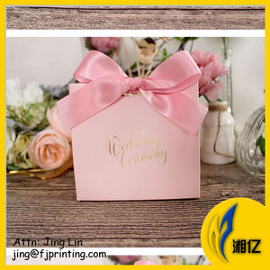 <span class=keywords><strong>Sac</strong></span> en papier pour cadeaux <span class=keywords><strong>de</strong></span> fête <span class=keywords><strong>de</strong></span> mariage ou d'<span class=keywords><strong>anniversaire</strong></span> avec nœud en ruban doré personnalisé avec logo imprimé - Product Image 2