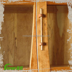 Présentoir Vintage de rangement pour manucure, boîte avec porte, présentoir mural à huile fait à la main, armoire de présentation rustique de vernis à ongles - Product Image 2