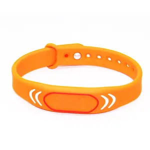 Wholesale HF Passive ISO14443A 13.56MHz NFC RFID Silicone Wristband/Bracelet mit FM11RF08 Chips