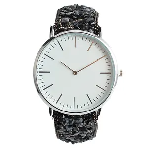 Montre personnalisée de type pièces de monnaie, avec strass sur le bracelet, bouton à pression