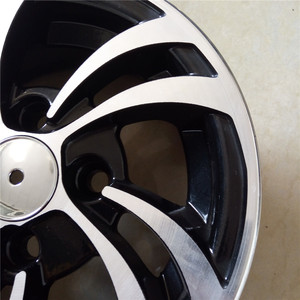 Nieuwe <span class=keywords><strong>Bajaj</strong></span> Driewielige Reserveonderdelen 8 Inch Aluminium Velgen Voor Motorfietsen - Product Image 5
