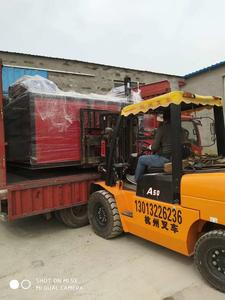 Thiết kế mới tự động nhỏ nhựa PP chai nước đùn thổi đúc máy bán tự động Chai thổi đúc máy - Product Image 6