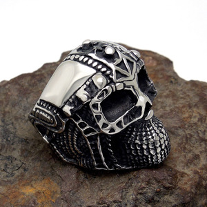 Popular punk estilo cráneo demonio Satan cabeza <span class=keywords><strong>rock</strong></span> roll titanio anillo de acero inoxidable para los hombres - Product Image 2