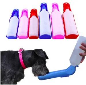 犬のアクセサリーペットショップ300ML500Ml折りたたみ式ドリッププルーフスクイーズポータブル犬用ウォーターボトルホット卸売プロモーション