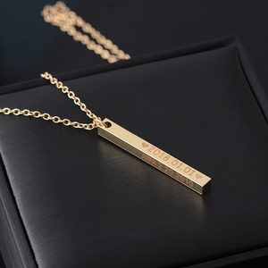 Collana con Ciondolo a Barra Verticale Personalizzata con Nome Gioielli in Ottone per Coppie Regalo di Fidanzamento - Product Image 6