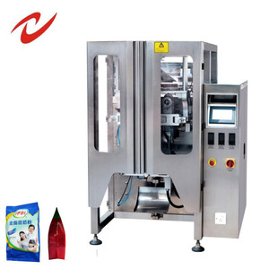 Machine d'emballage de denrées alimentaires Machine à emballer à 4 joints latéraux pour pop-corn/chips/frites avec trémie multitête - Product Image 1