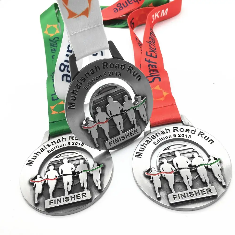 Logo Kustom Pabrik Medali Penghargaan 3D dengan Pita Perak Emas Kosong Honor Bersepeda Lari Maraton Medali Olahraga Logam