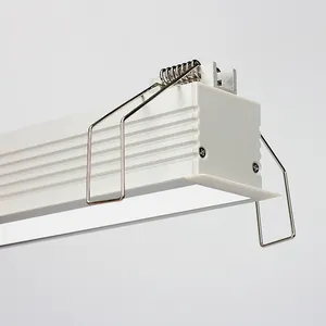 Profilé aluminium pour éclairage LED encastré avec clip à ressort, 10 m