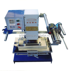 Machine de thermoformage miniature TJ-30, machine de découpe manuelle pour le cuir et le plastique - Product Image 1