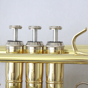 OEM para la venta nivel estudiante cuerpo <span class=keywords><strong>de</strong></span> latón válvulas <span class=keywords><strong>de</strong></span> acero inoxidable Bb tono clave oro lacado <span class=keywords><strong>Corneta</strong></span> - Product Image 6