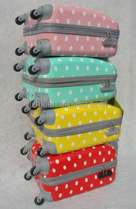 Valigie per Bambini Set di Bagagli da 18, 22, 26 Pollici e Borse da Viaggio a Mano - Product Image 4