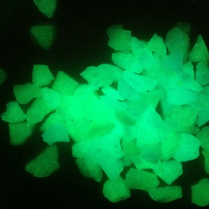 Glow in <span class=keywords><strong>the</strong></span> dark glas chips/terrazzo glas chips - Product Image 2