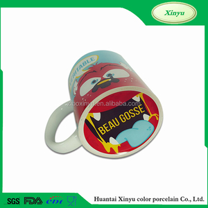 Mano de Obra exquisita Emoji De Cerámica Tazas de Café - Product Image 1