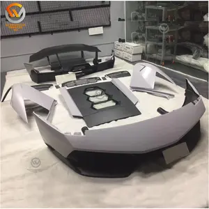 Aggiornamento LP640 in fibra di carbonio 3K semplice/Twill di alta qualità a LP670 SV Body Kit