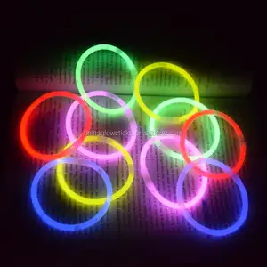 dekoration party gunst 8 zoll glow stick machen in glow armband für party