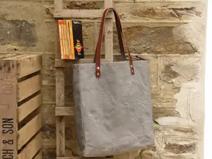 LeatherトリミングCanvas Tote Shopper Bag