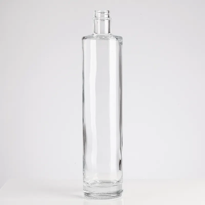 Short Neck Cylindrical Shape 750 ml Liquor Glass Bottle Transparent Simple Smooth