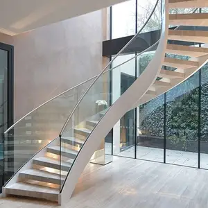 Escada curvada moderna com vidro de feixe de aço/piso de madeira para residencial em ambientes internos