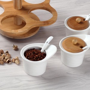 La nuova pentola per condimenti in ceramica di vendita calda con scatola per spezie da cucina con Base in legno può essere ruotata - Product Image 4
