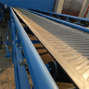 Elektrikli mobil kauçuk yassı bantlı taşıyıcı kullanılan besleyici - Product Image 2