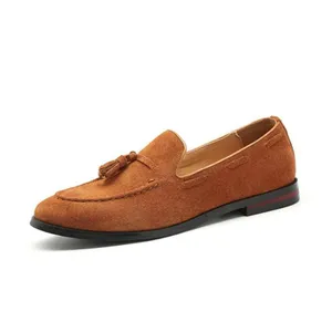 Loafers à franges pour hommes, chaussures en cuir formel, de marque, personnalisé, à la mode, en automne et hiver, nouveau Design