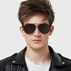 <span class=keywords><strong>Occhiali</strong></span> <span class=keywords><strong>da</strong></span> <span class=keywords><strong>Sole</strong></span> Classici Polarizzati Personalizzati con Montatura in Metallo a Doppio Ponte e Aste <span class=keywords><strong>Sottili</strong></span>, Popolari nel 2019 - Product Image 2