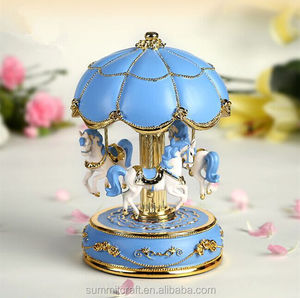 <span class=keywords><strong>Classique</strong></span> antique boîte à <span class=keywords><strong>musique</strong></span> cheval de carrousel boîte à <span class=keywords><strong>musique</strong></span> - Product Image 1
