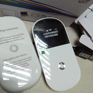 Vodafone <span class=keywords><strong>Router</strong></span> Pocket R205 Di Động Wi-Fi Hotspot - Product Image 1