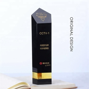 Tasse <span class=keywords><strong>de</strong></span> Plaque <span class=keywords><strong>de</strong></span> trophée largement utilisée, boîte-cadeau en cristal <span class=keywords><strong>de</strong></span> qualité supérieure 50 médailles <span class=keywords><strong>de</strong></span> Logo personnalisées et médailles <span class=keywords><strong>de</strong></span> trophée claires personnalisées - Product Image 3