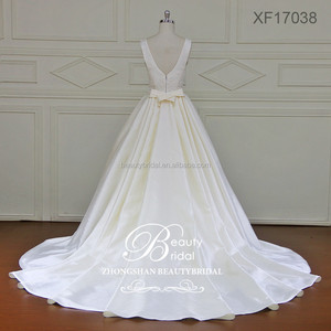 Elegante principessa con applicazioni di pizzo delle donne abito da sposa uso di alta qualità tessuto Mikado abito da sposa - Product Image 3