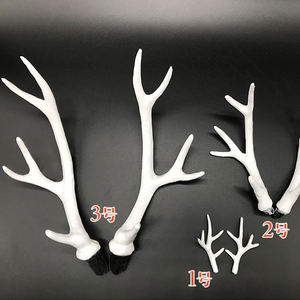 قرون غزلان بيضاء اصطناعية لديكور المنزل ومواد الحفلات والأعمال اليدوية - Product Image 3