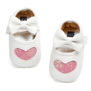 Bella Bow-nodo Morbido Cuoio Dell'unità di elaborazione Del <span class=keywords><strong>Bambino</strong></span> a Forma di Cuore Mocassini scarpe per Bambini Della Ragazza Pantofole - Product Image 3