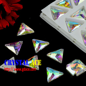descuento del cristal de triángulo alta calidad <span class=keywords><strong>AB</strong></span> cose en el rhinestone para la ropa de vestir - Product Image 1