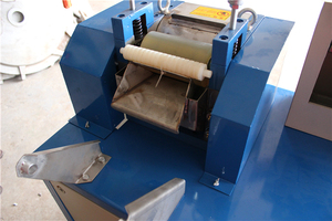 Machine de dé<span class=keywords><strong>coupe</strong></span> de granulés en PP, PE, PVC souple, EPS, prix d'usine, coupeur de racines en plastique - Product Image 3