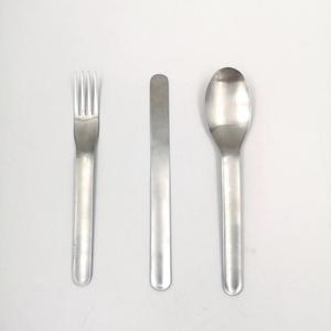 Cuillère <span class=keywords><strong>de</strong></span> vaisselle en acier inoxydable Offre Spéciale, ensemble <span class=keywords><strong>de</strong></span> couverts <span class=keywords><strong>de</strong></span> voyage, fourchette et couteau 3 pièces avec étui <span class=keywords><strong>de</strong></span> protection - Product Image 4