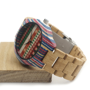 Relojes de madera hechos a mano de Bamboo Nature Relojes creativos de madera hechos a mano 2018 New Fashion Quartz Clock - Product Image 4