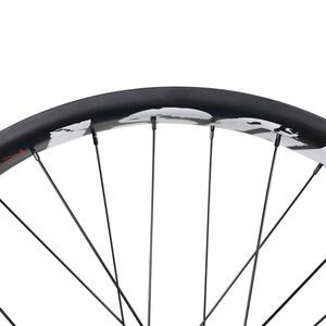 Gros vélo 26 avec gros pneu de 4,8 pouces 90mm pneu tubeless prêt jantes carbone gros vélo roues - Product Image 6
