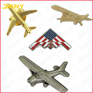 Yaratıcı Kişiselleştirilmiş Metal Yaka İğnesi Özelleştirme Uçak Emniyet İğnesi Rozeti Havacılık Rozeti Özelleştirme Uçak Yaka İğneleri - Product Image 4